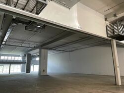 Carros Centre (D25), Factory #454760131